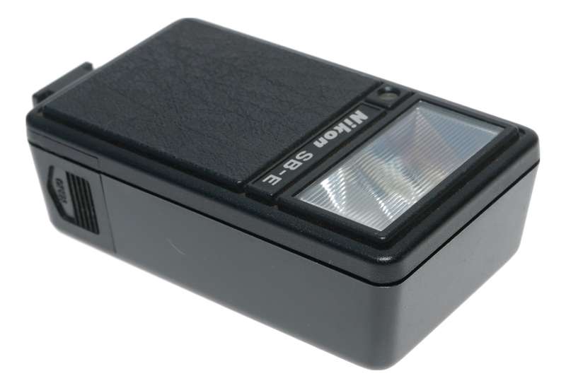 Nikon SB-E camera flash accessory attachment in cold shu film camera 35mm