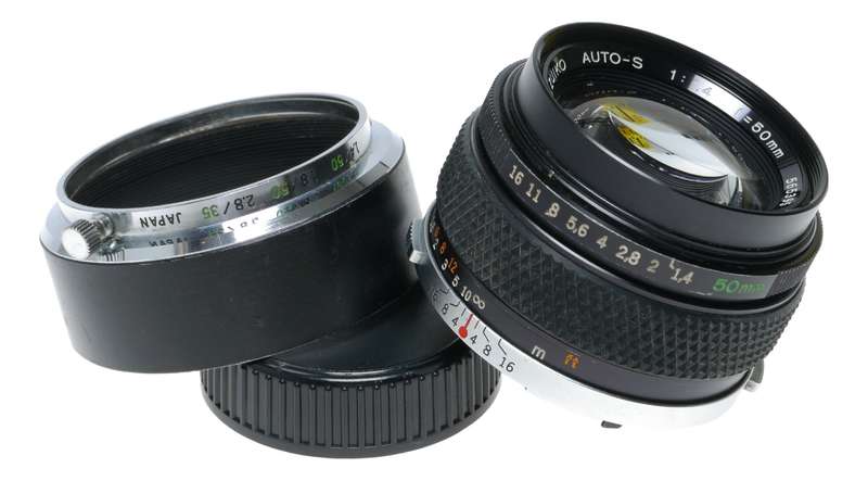 Olympus Auto-S 1:1.4 f=50mm Zuiko OM-System Vintage 35mm film lens f/1.4