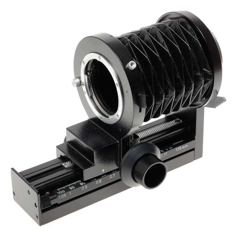 Leitz Leica Camera Focusing Bellows-R in Box 16860
