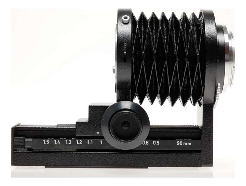 Leitz Leica R Macro Focusing Bellows 16860 for SLR Camera