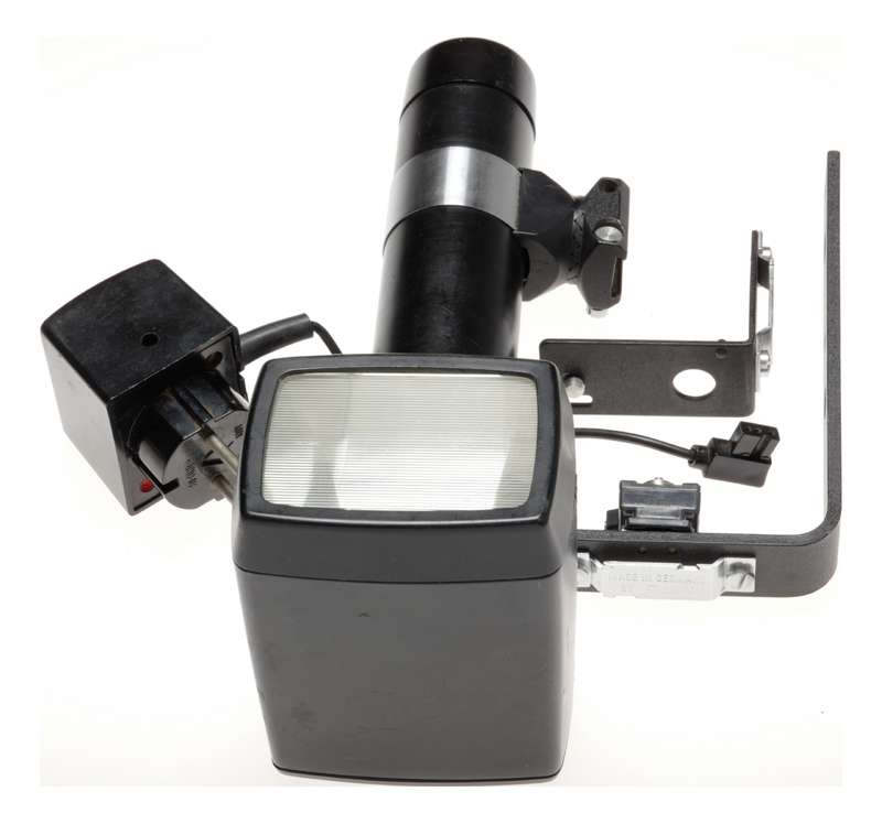 Rolleiflex E 36RE Electronic Flash Gun Camera Bracket Charger