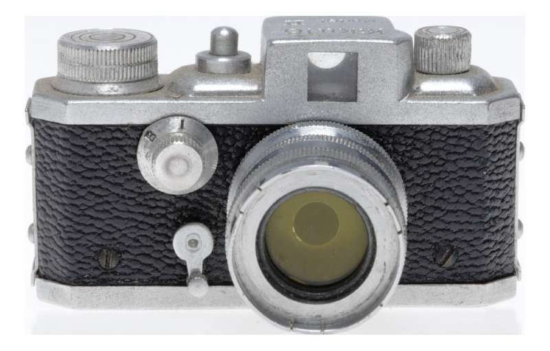 Kiku 16 Model II Sub Miniature 14x14 Film Camera in Case