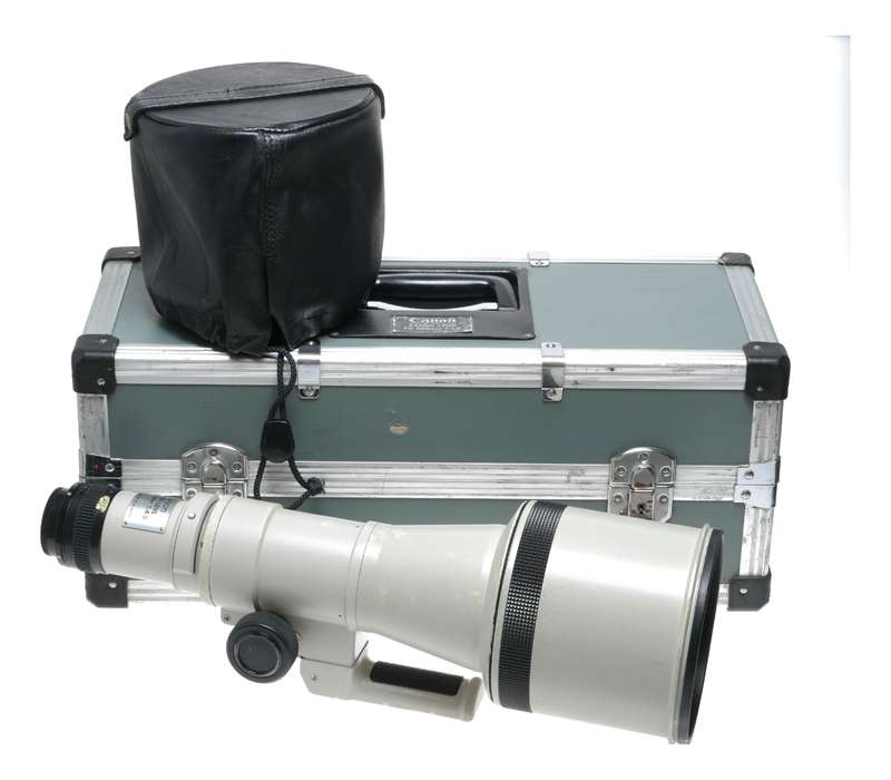 Canon FD 600mm 1:4.5 lens Prime vintage SLR 4.5/600 cased with caps