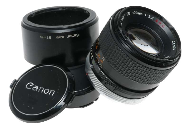 Canon Lens FD 100mm 1:2.8 S.S.C vintage 35mm SLR film camera lens 2.8/100