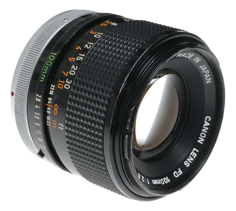 Canon Lens FD 100mm 1:2.8 S.S.C vintage 35mm SLR film camera lens 2.8/100 caps