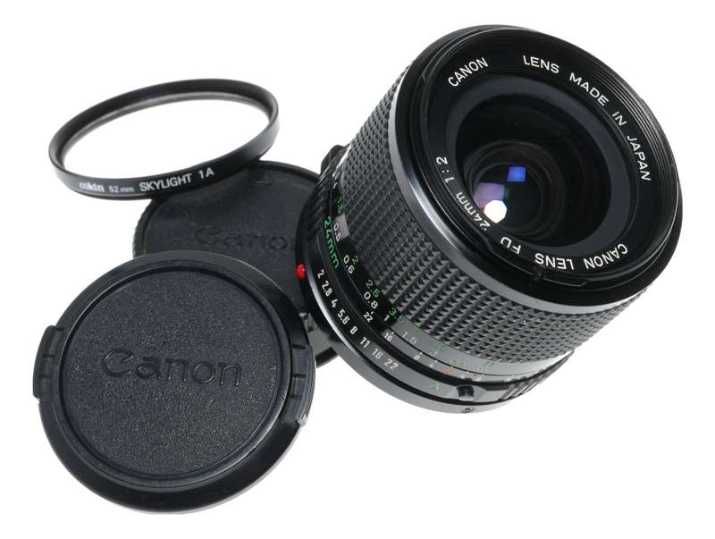 Canon Lens FD 24mm 1:2 vintage 35mm film SLR camera lens 2/24 caps filter