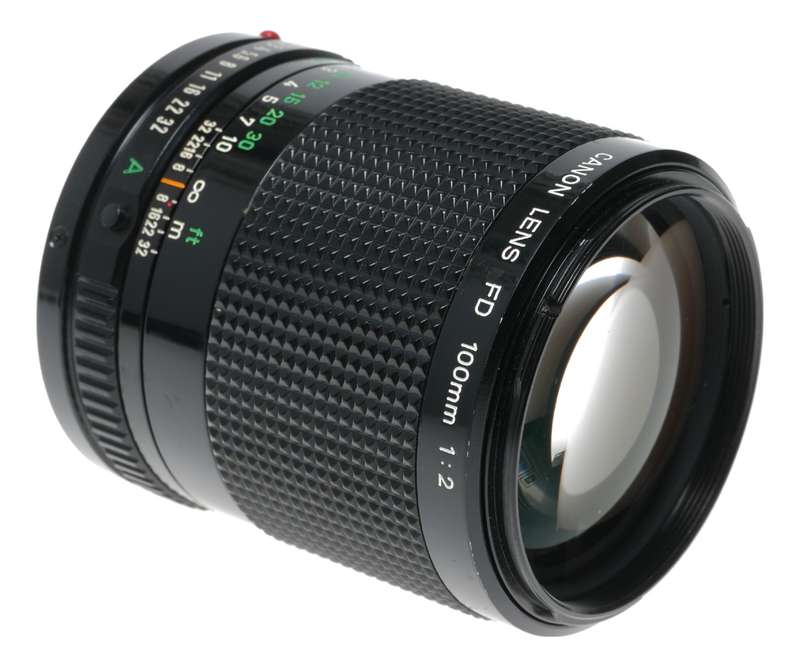 Canon Lens FD 100mm 1:2 vintage 35mm film camera lens 2/100 tele lens