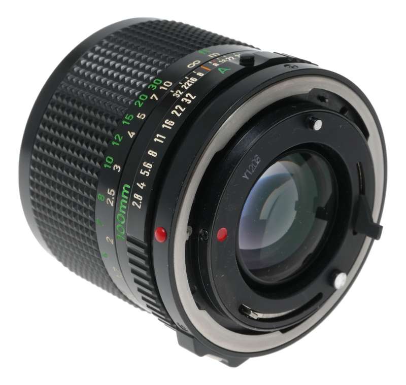 Canon Lens FD 100mm 1:2.8 vintage 35mm film camera lens 2.8/100 tele lens