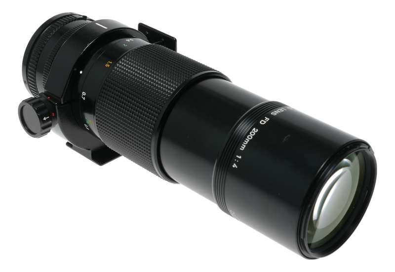 Canon Lens FD 200mm 1:4 vintage 35mm film camera lens 4/200 Museum