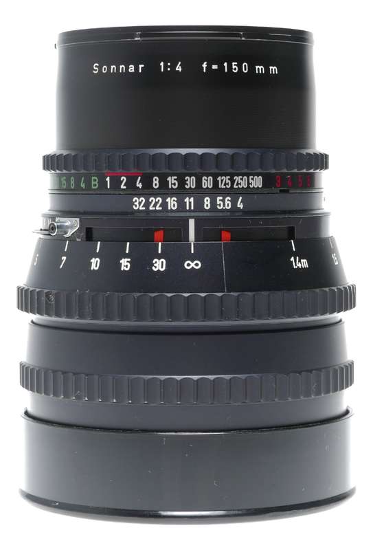 Hasselblad Zeiss Sonnar 1:4/150 mm T* vintage medium format camera lens