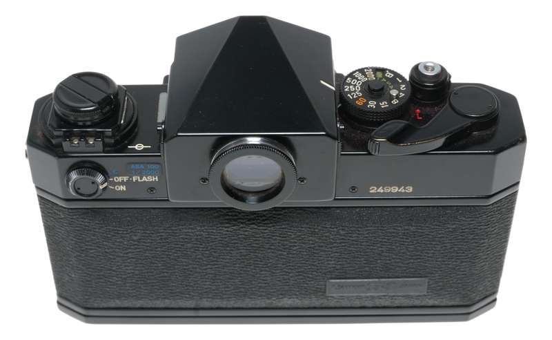Canon F-1 SLR black 35mm film camera FD 1.8 F=50mm case cap set