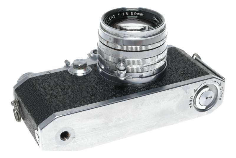 Canon IIF rangefinder camera vintage f:1.8 50mm LTM 1.8/50mm lens