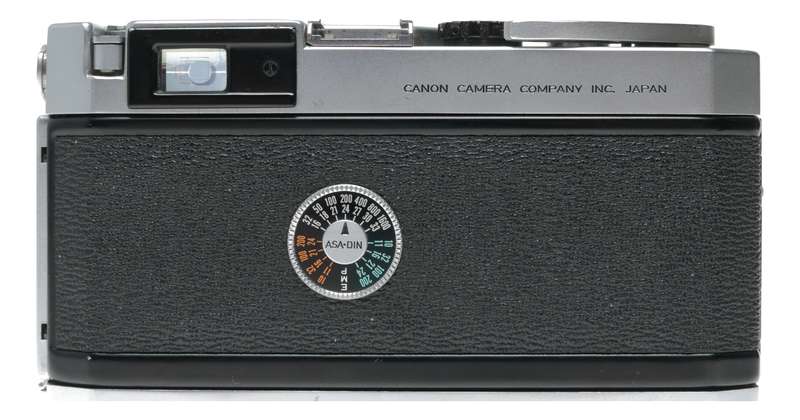 Canon P Camera rangefinder with Leica screw mount 1.8/50mm lens cased