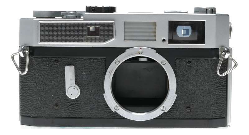 Canon Model 7 chrome vintage film camera 35mm rangefinder with case
