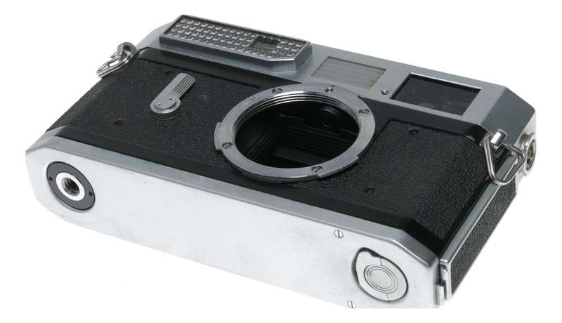 Canon Model 7 chrome vintage film camera 35mm rangefinder with case