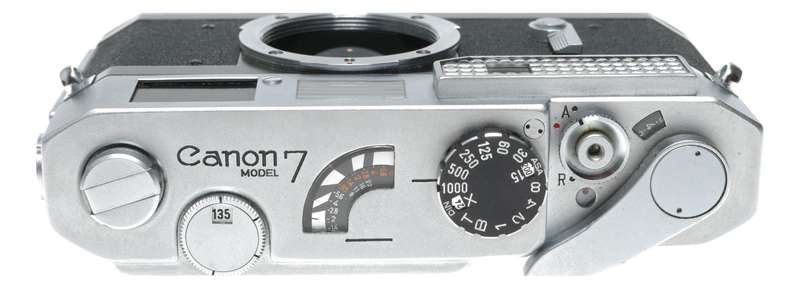 Canon chrome Model 7 antique 35mm film camera rangefinder with case