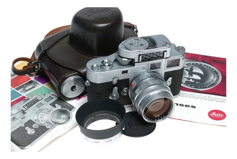 Leica M3 Summilux 1.4/50mm rare chrome lens cased set Top Notch