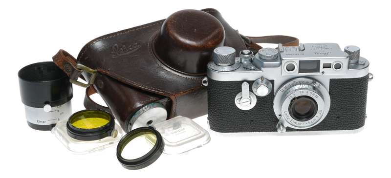 Leica IIIG camera body 35mm rangefinder Red scale Elmar f=5cm 1:3.5 lens