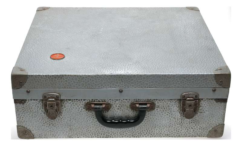 Original Retro vintage Bolex H16 camera flight travel case preofessional