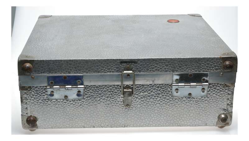Original Retro vintage Bolex H16 camera flight travel case preofessional