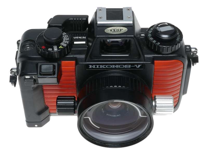 Nikonos-V Nikon under water film camera UW-Nikkor 28mm 1:3.5 Xtras set
