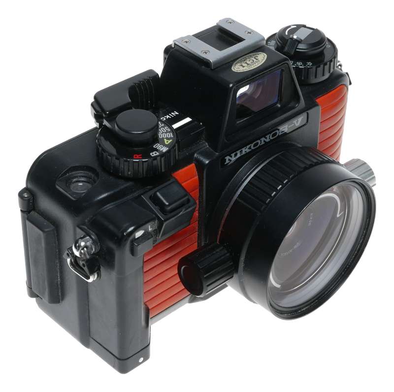 Nikonos-V Nikon under water film camera UW-Nikkor 28mm 1:3.5 Xtras set