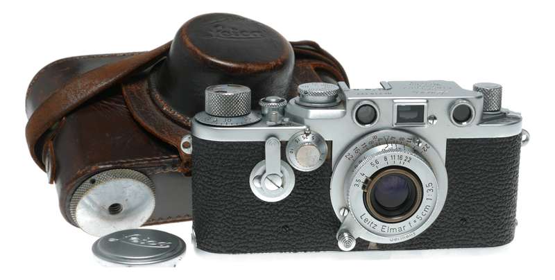 Leica IIIf camera with Self timer red scale Elmar 3.5/50mm collapsible lens