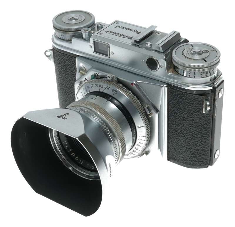Voigtlander Ultron 2/50 mm vintage lens Prominent camera Proximeter hood set