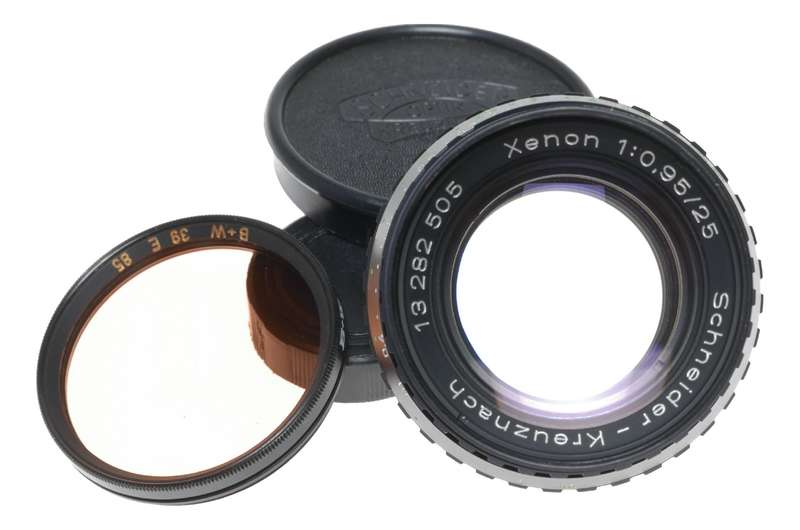 Xenon 1:0.95/25 Schneider C-mount f=25mm Pristine w/ Caps rare Prime