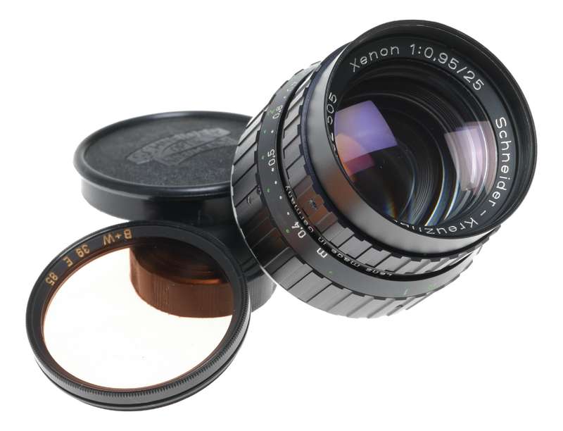Xenon 1:0.95/25 Schneider C-mount f=25mm Pristine w/ Caps rare Prime