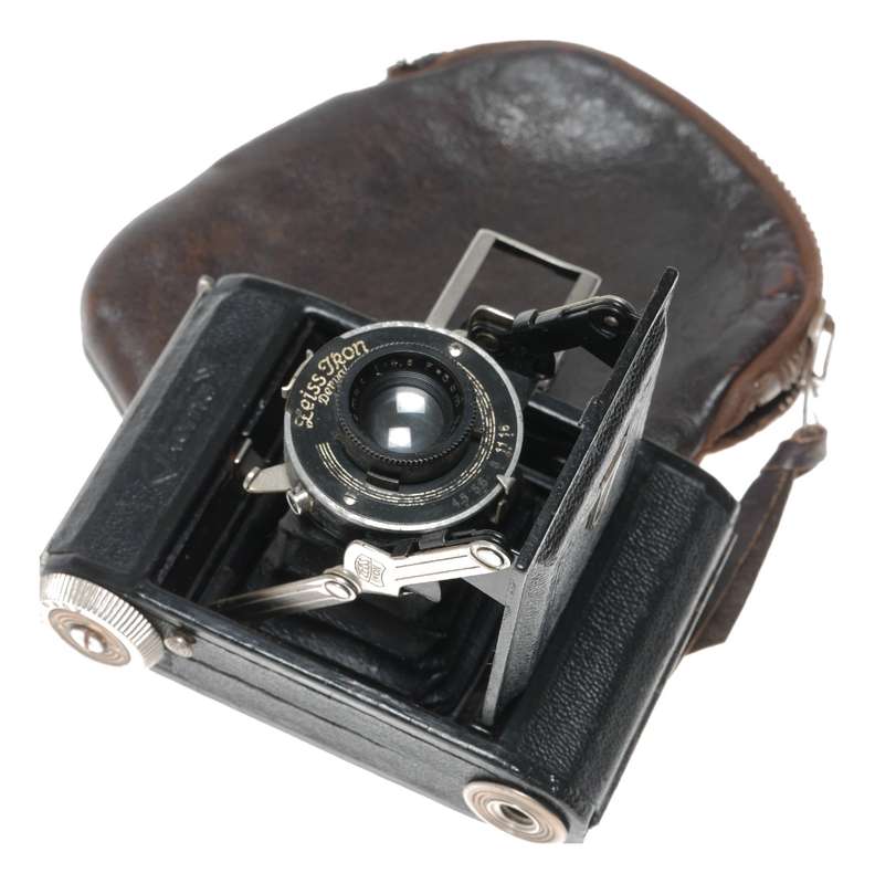 Derval Zeiss Ikon Ikonta Folding camera 520/18