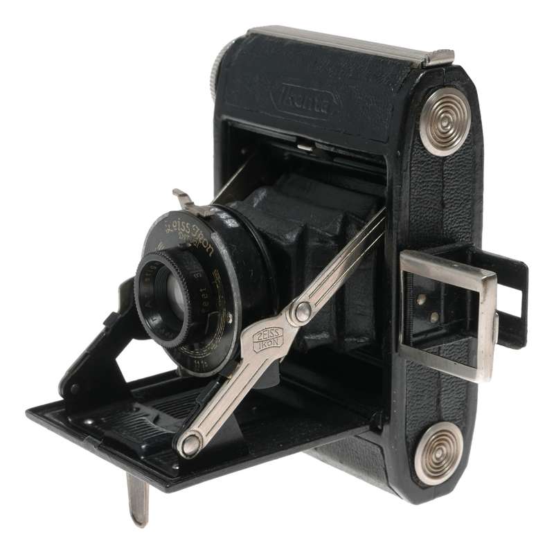 Derval Zeiss Ikon Ikonta Folding camera 520/18