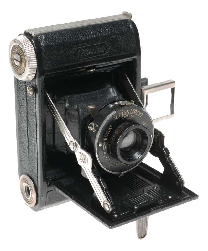 Derval Zeiss Ikon Ikonta Folding camera 520/18