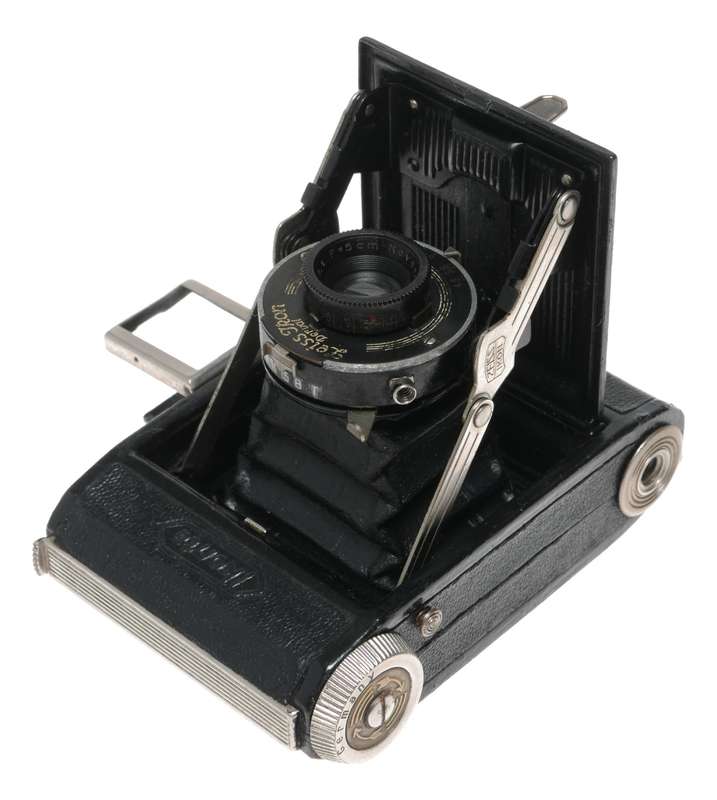 Derval Zeiss Ikon Ikonta Folding camera 520/18