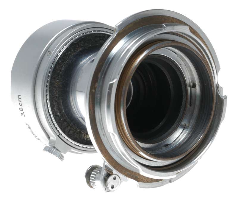 Leitz Elmar Red Scale 1:3.5 f=5cm M39 RF coupled with M adapter hood