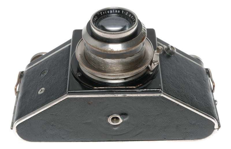 Exakta camera Trioplan 1:2.8 f=7.5cm Meyer Gorlitz rare lens