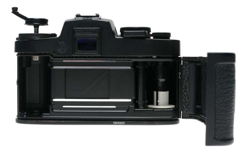 Leica R4 Black 35mm film camera body Leitz SLR strap and instruction manual
