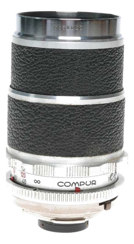Super-Dynarex 1:4/135 Voigtlander tele lens for SLR f=135mm cased