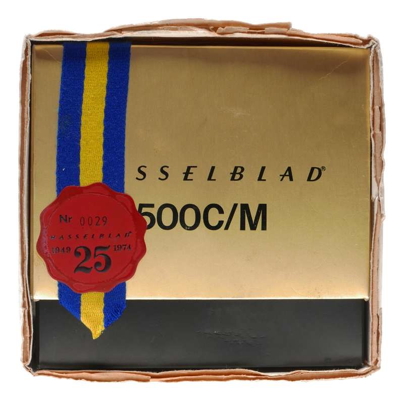 Gold Hasselblad 500CM 25 years Nr 0029 Original vintage manuals Box only