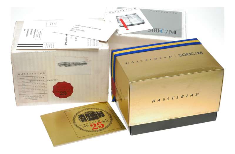 Gold Hasselblad 500CM 25 years Nr 0029 Original vintage manuals Box only
