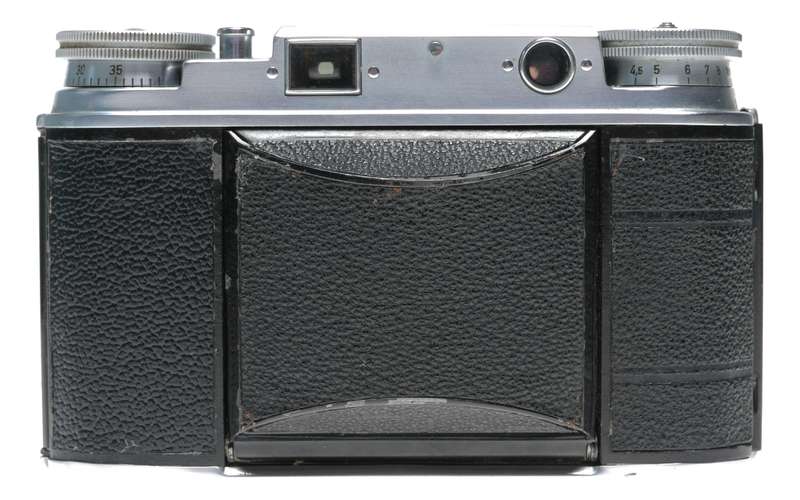 Voigtlander VITO III camera Ultron 2/50 mm Just serviced folding camera