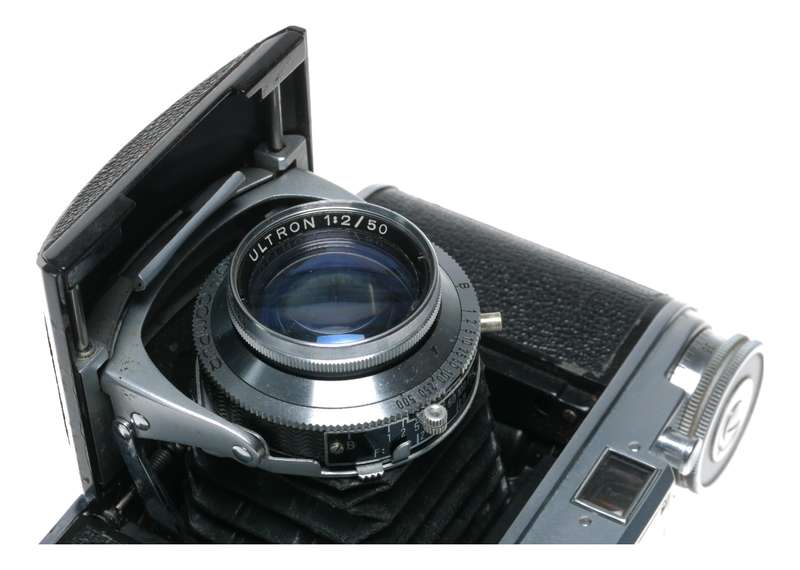Voigtlander VITO III camera Ultron 2/50 mm Just serviced folding camera