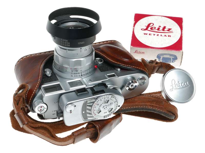 Leica M3 film camera Summicron 2/50 vented hood meter case pristine