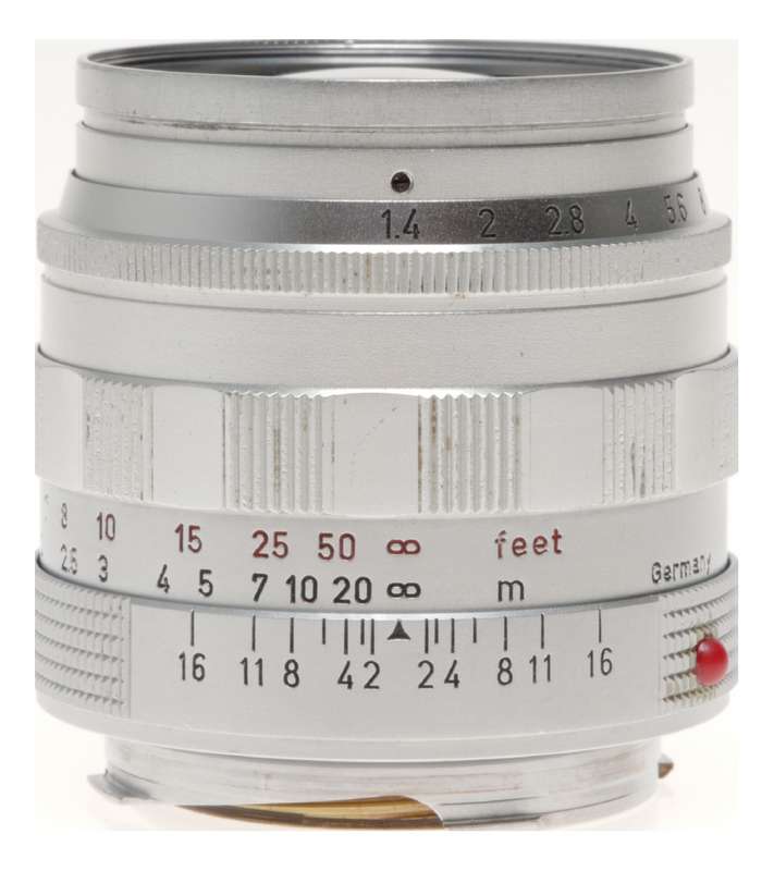 Summilux 50mm F1:1.4 with rare '20M' mark on distant scale rare 1st series