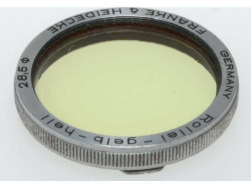 Rolleiflex TLR vintage film camera Rollei-Gelb-Hell 28.5 yellow filter in pouch