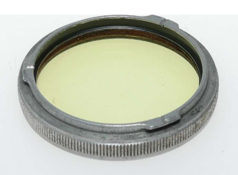 Rolleiflex TLR vintage film camera Rollei-Gelb-Hell 28.5 yellow filter in pouch
