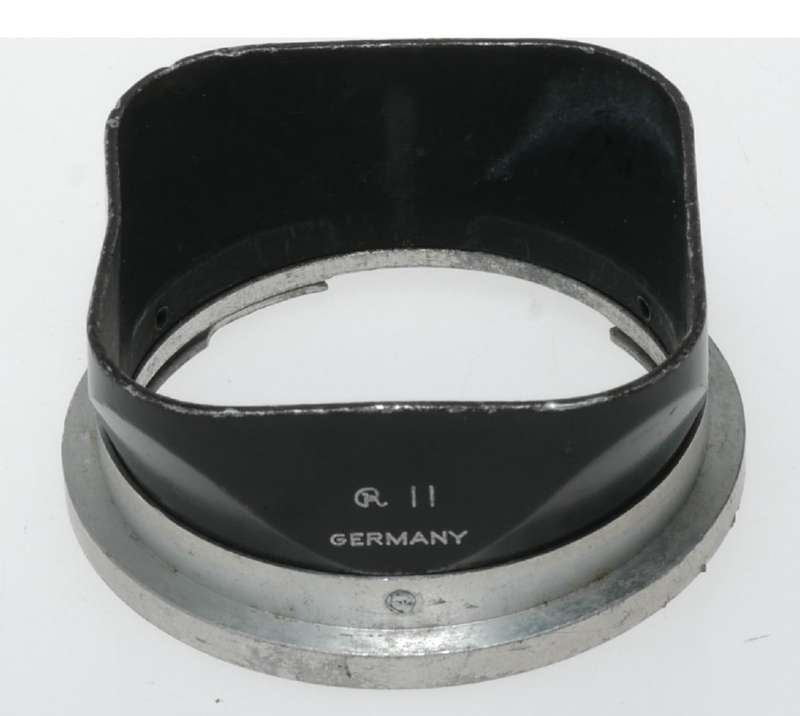 Rolleiflex TLR vintage film camera shade lens hood used RII black twist on type