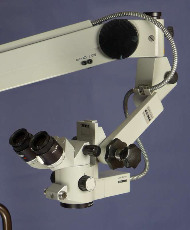 ZEISS OPMI 11 FC Spot SURGICAL MICROSCOPE on S21 FLOOR STAND