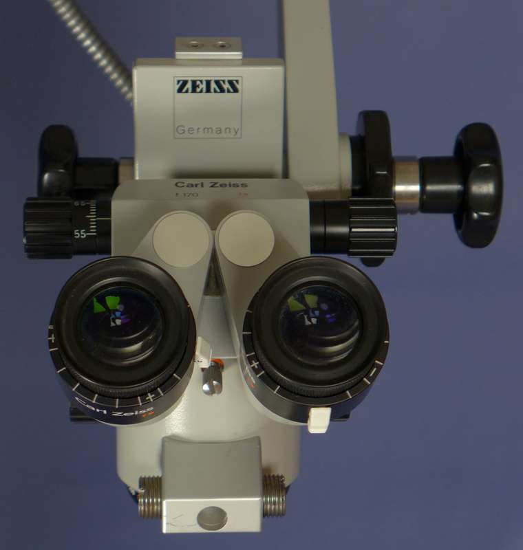 ZEISS OPMI 11 FC Spot SURGICAL MICROSCOPE on S21 FLOOR STAND
