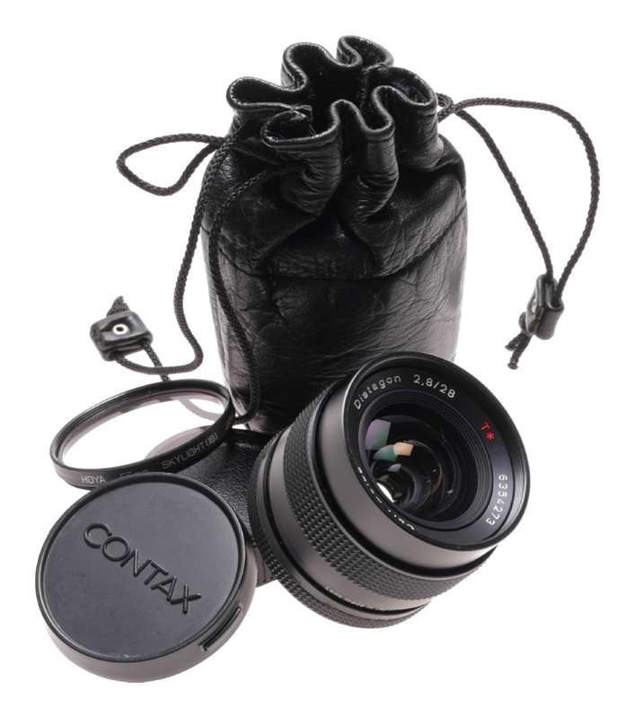 Zeiss Distagon 2.8/28 wide angle camera lens f=28mm T Contax SLR